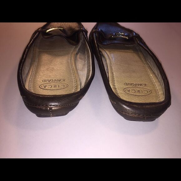 Circa Joan & David Brown Leather Jeweled Slides - Picture 4 of 4